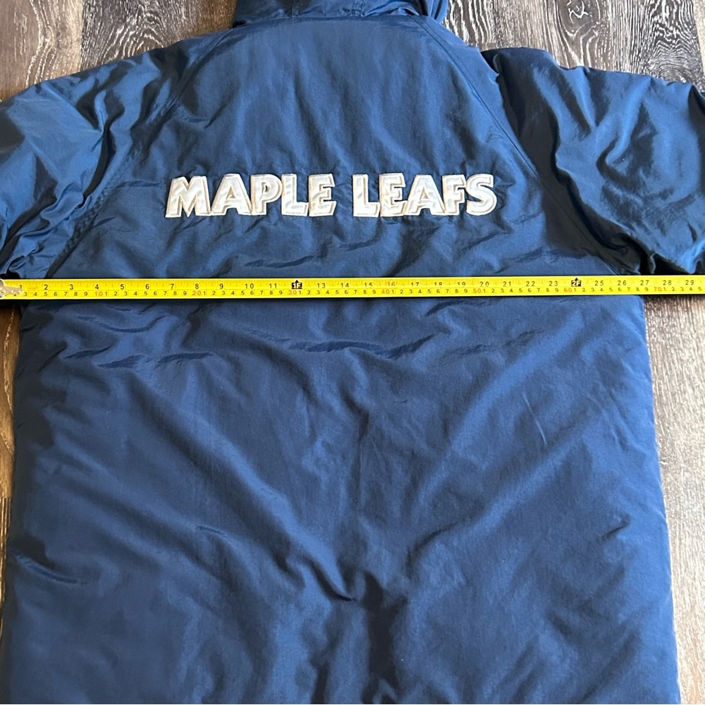 Vintage Puma NHL Toronto Maple Leaf Winter Hooded Jacket Size Large Read - Picture 11 of 15